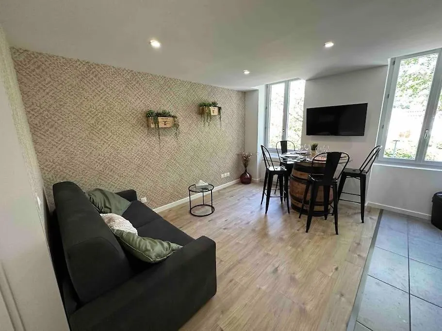 Apartment Appartement Vignes 2 Personnes Vienne